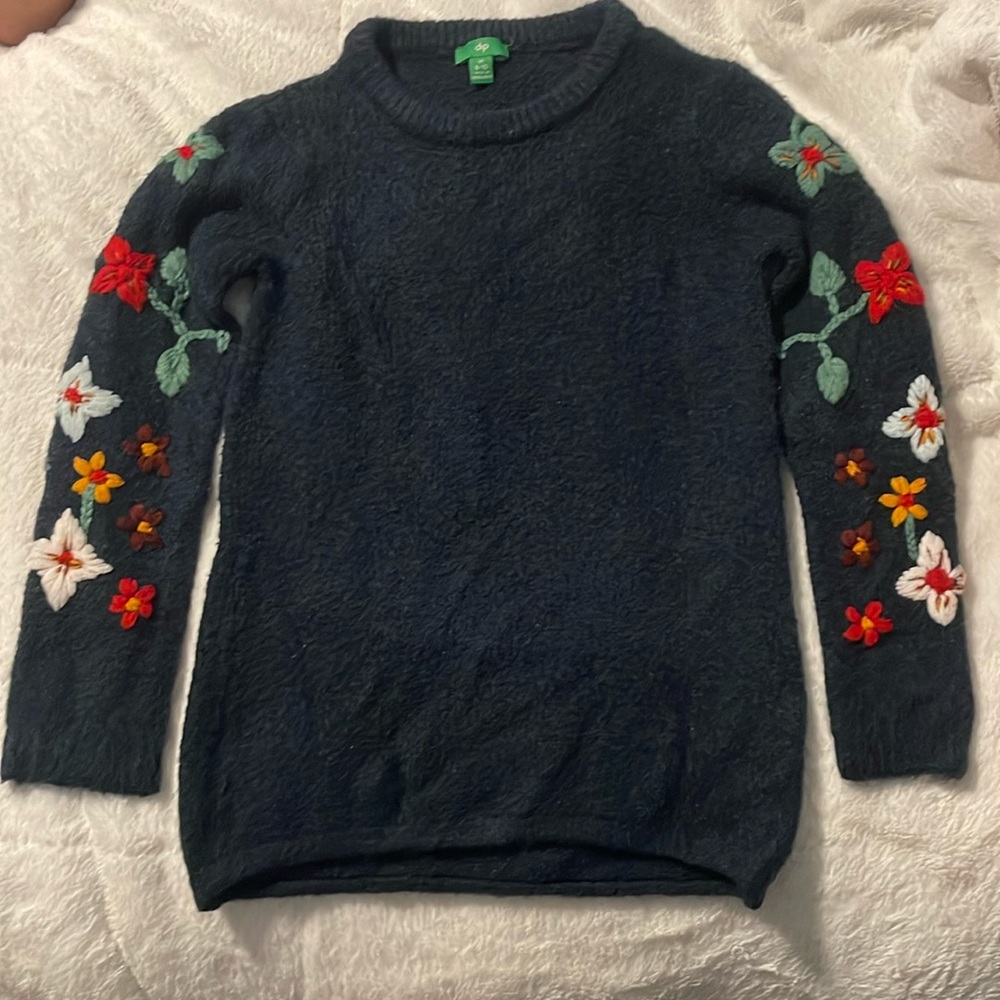 dip floral sweater